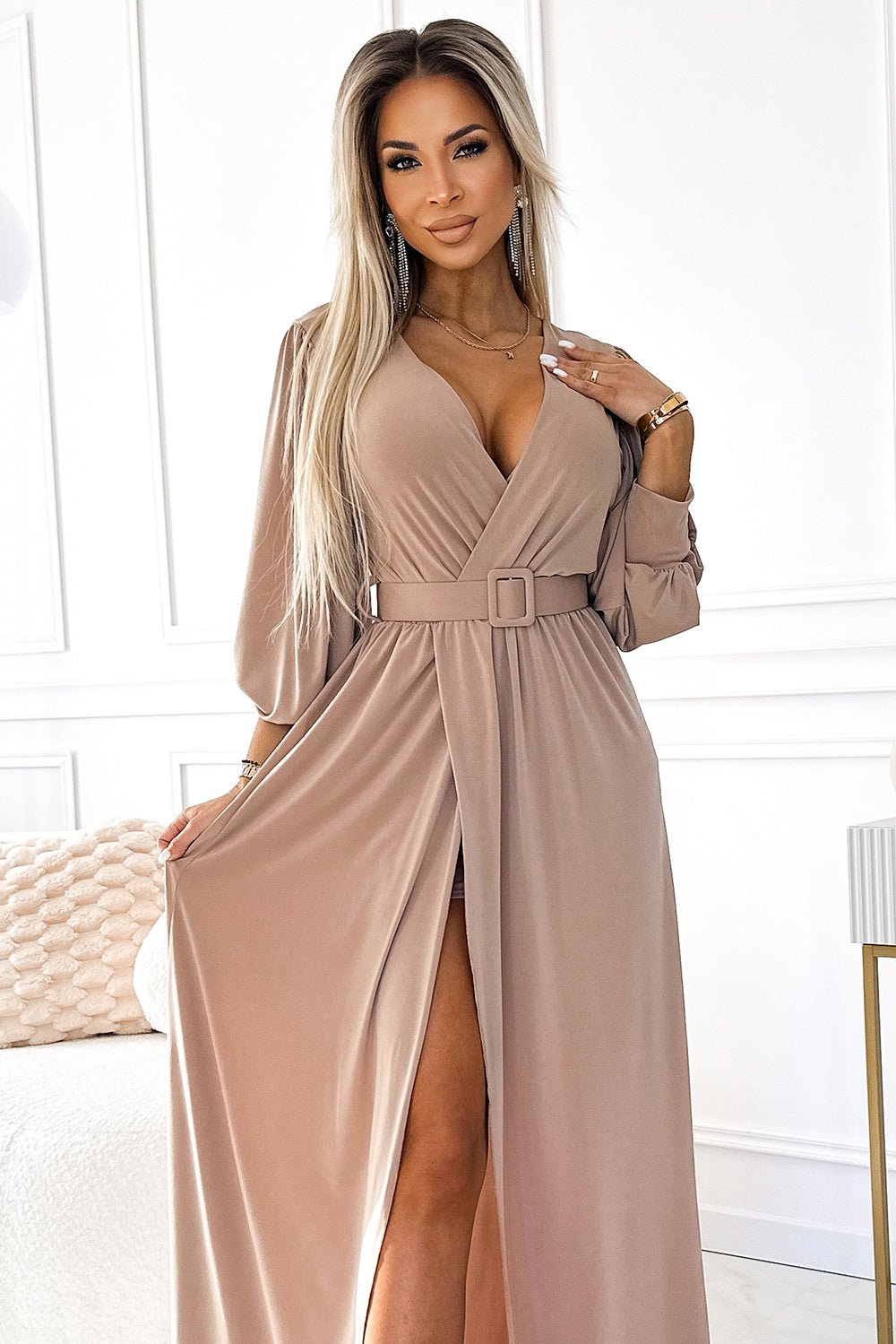 536-2 FIORELLA Long dress with a wide belt and neckline - beige