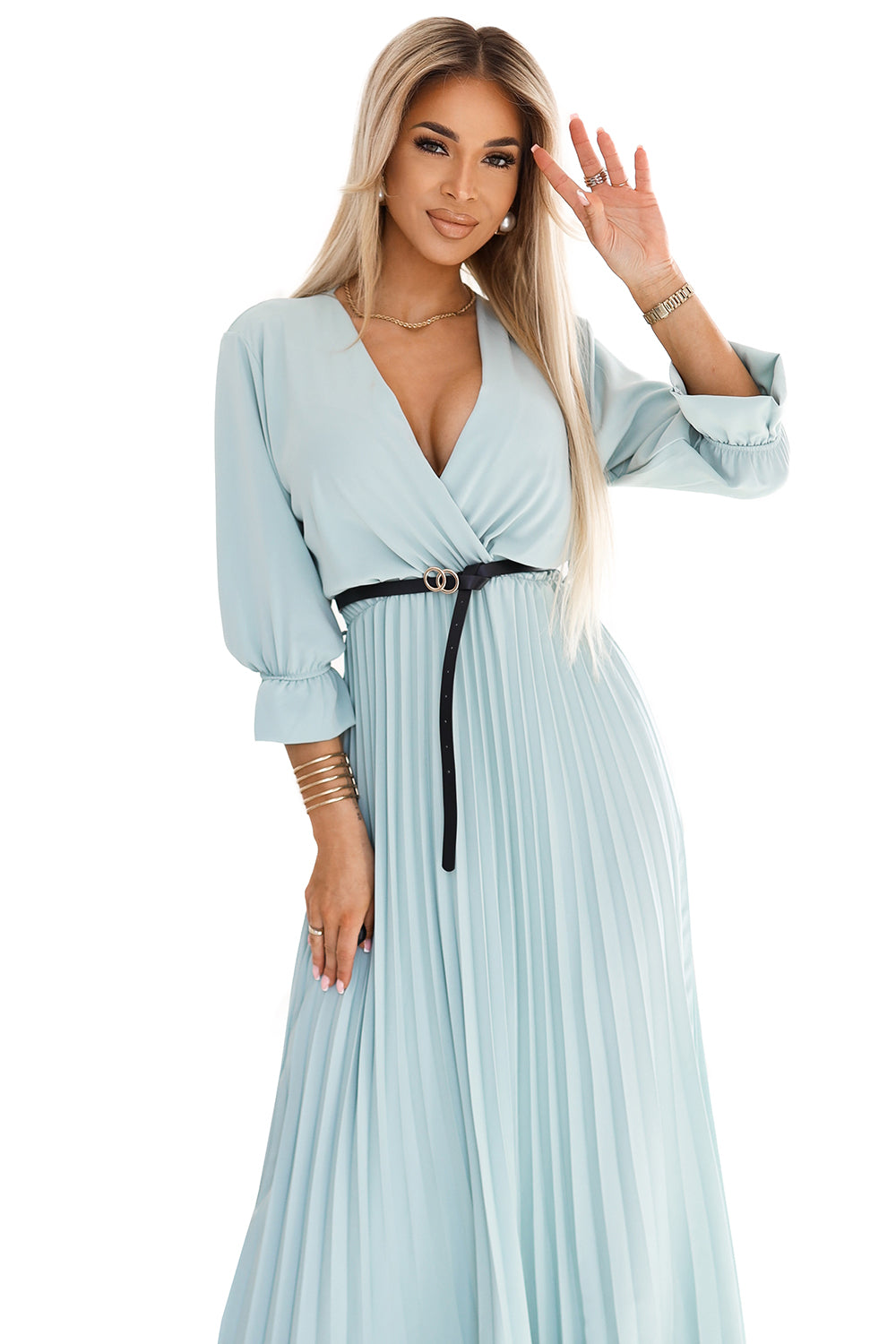 462-3 SERENA Pleated maxi dress with neckline; belt and 3/4 sleeves - Pastel Sage
