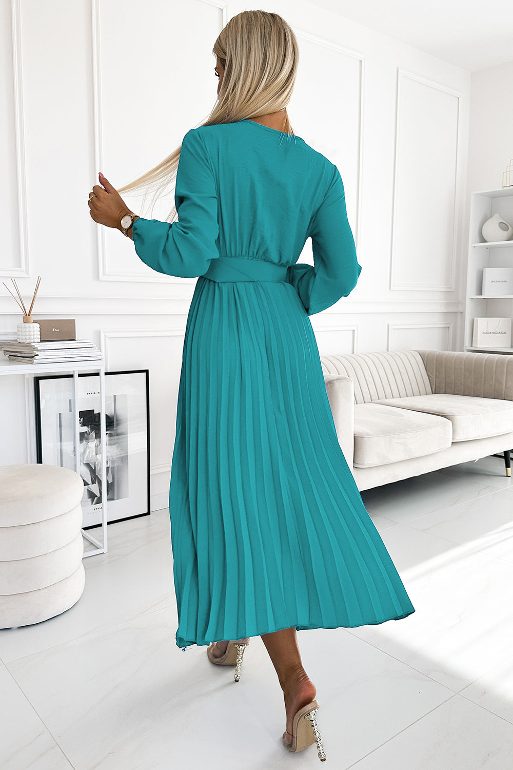 504-6 VIVIANA Pleated midi dress with a neckline; long sleeves and a wide belt - sea color